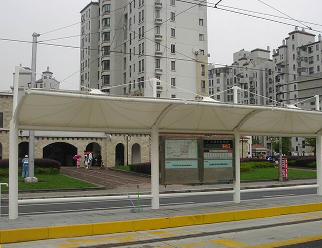 公交站膜结构